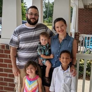 Meet your Posher, Elizabeth